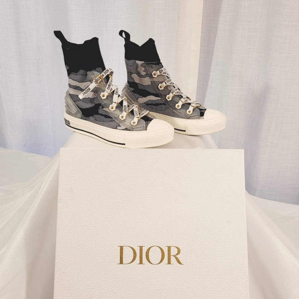 Dior Walk"N"Dior Sneakers